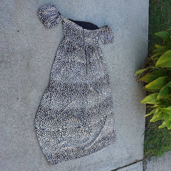 PrettyLittleThing Leopard Off Shoulder Maxi Dress w/ Thigh Slit | Size 12 - Picture 3 of 16